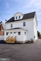 2125 OAKLAND RD, Middle River, MD 21220