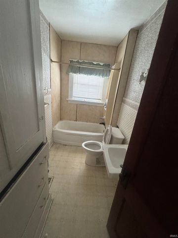 4427 Kenilworth Street, Fort Wayne, IN 46806