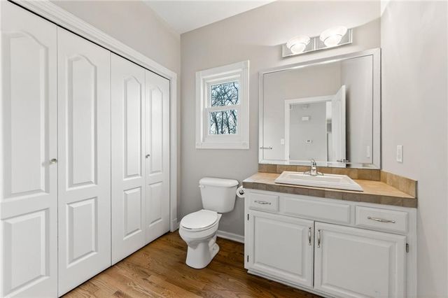 3700 S Bolger Court, Independence, MO 64055