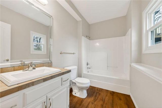 3700 S Bolger Court, Independence, MO 64055