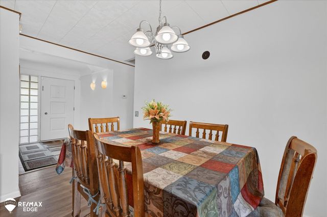 2809 S Outer Drive, Buena Vista Twp, MI 48601