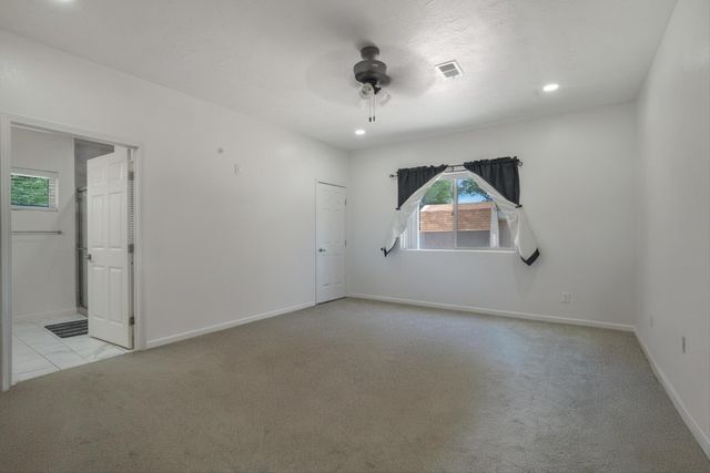 9 Elias Road, Los Lunas, NM 87031