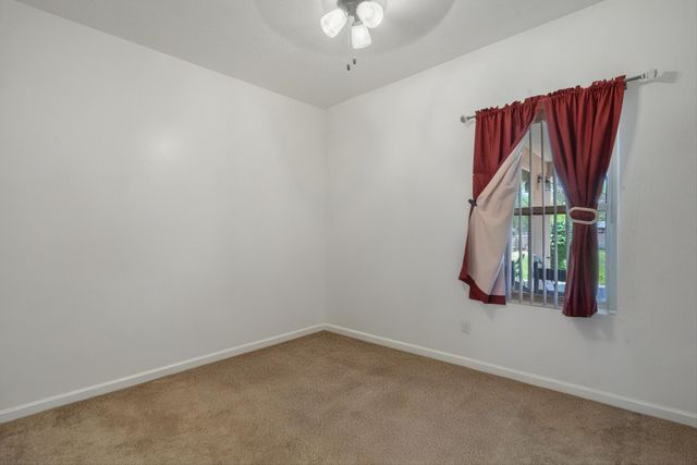 9 Elias Road, Los Lunas, NM 87031