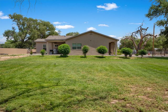 9 Elias Road, Los Lunas, NM 87031