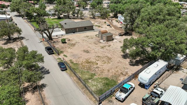 9 Elias Road, Los Lunas, NM 87031