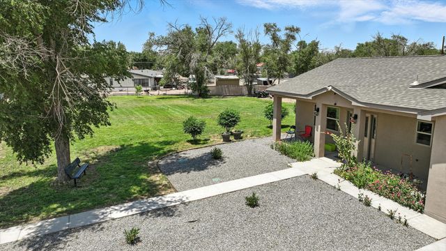 9 Elias Road, Los Lunas, NM 87031