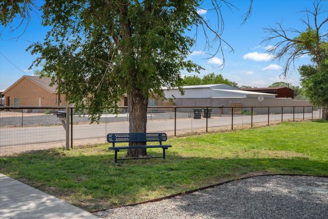 9 Elias Road, Los Lunas, NM 87031