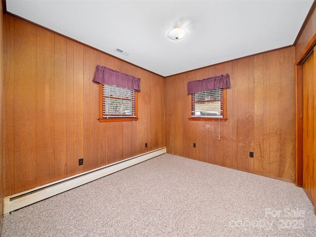 35 Smith Ridge Drive, Asheville, NC 28803