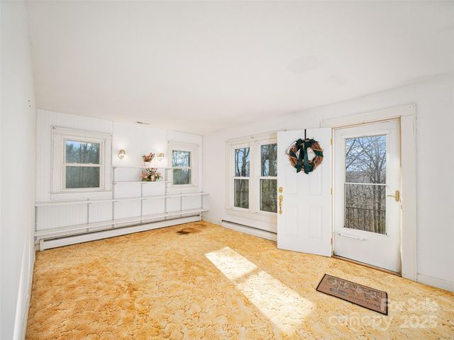 35 Smith Ridge Drive, Asheville, NC 28803