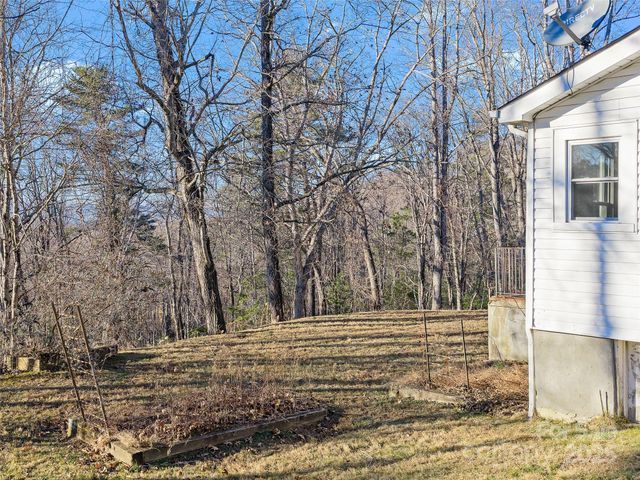 35 Smith Ridge Drive, Asheville, NC 28803