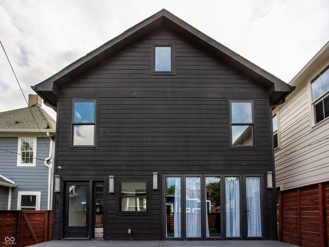 2058 Carrollton Avenue, Indianapolis, IN 46202