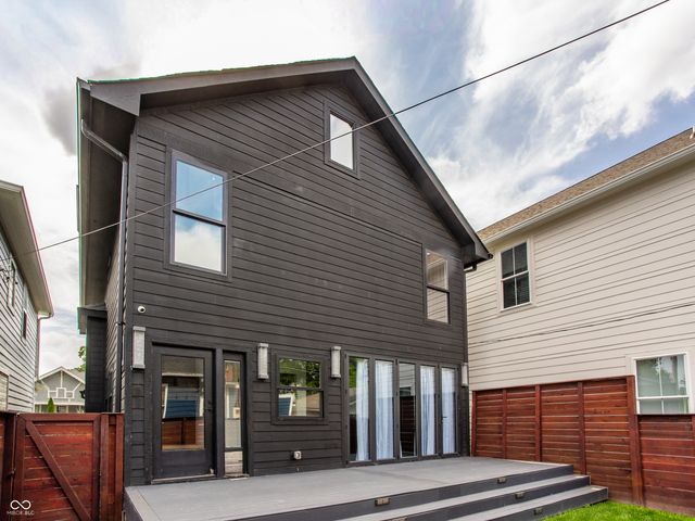 2058 Carrollton Avenue, Indianapolis, IN 46202