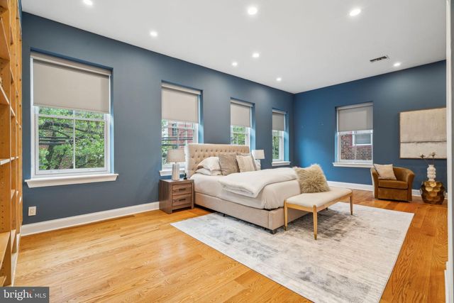 2000 MOUNT VERNON ST, Philadelphia, PA 19130