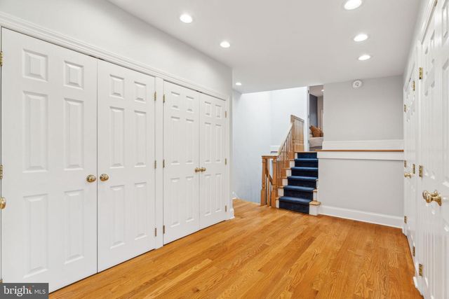 2000 MOUNT VERNON ST, Philadelphia, PA 19130