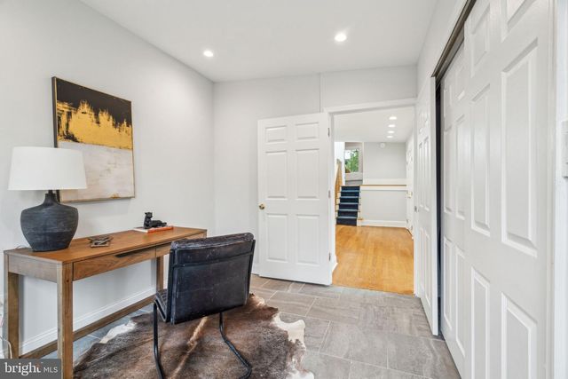 2000 MOUNT VERNON ST, Philadelphia, PA 19130