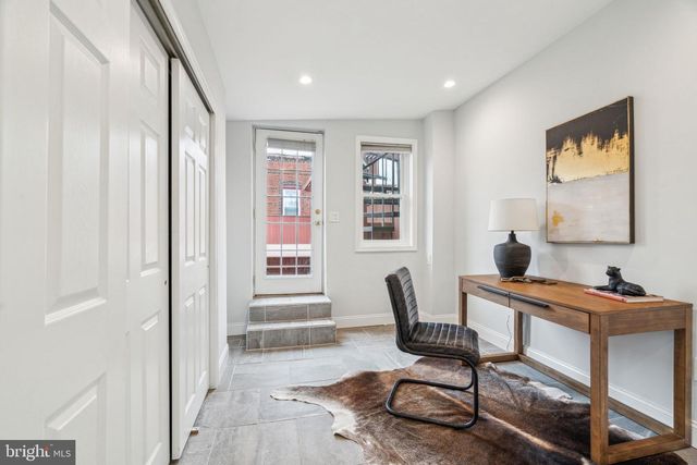 2000 MOUNT VERNON ST, Philadelphia, PA 19130