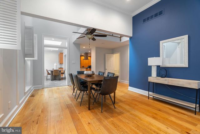 2000 MOUNT VERNON ST, Philadelphia, PA 19130