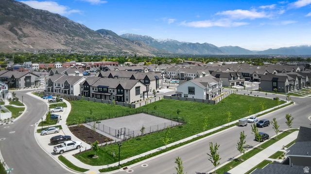 10023 N FEATHERSTONE DR, Highland, UT 84003