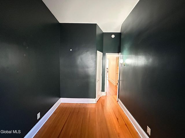 15 2nd Street 2, Troy, NY 12180