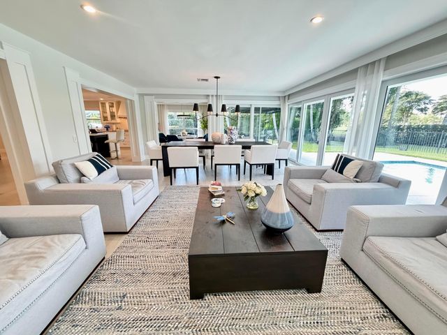 1327 Partridge Place N, Boynton Beach, FL 33436