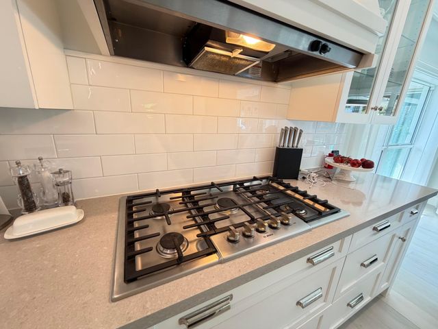 1327 Partridge Place N, Boynton Beach, FL 33436
