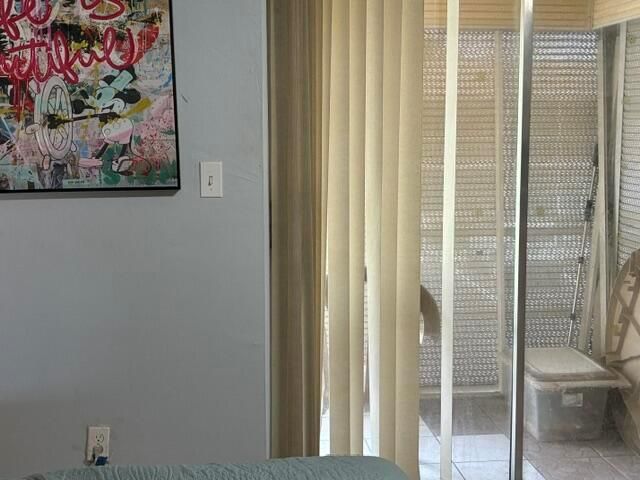 620 Horizon W 202, Boynton Beach, FL 33435