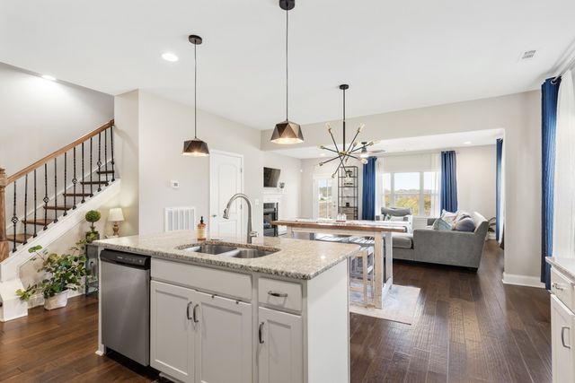 587 Lingering Way, Hendersonville, TN 37075