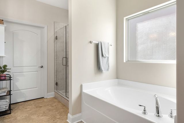 587 Lingering Way, Hendersonville, TN 37075