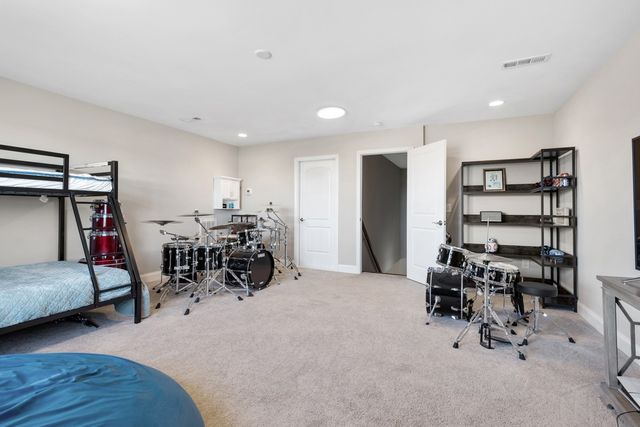 587 Lingering Way, Hendersonville, TN 37075