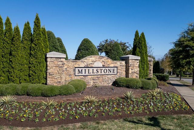 587 Lingering Way, Hendersonville, TN 37075