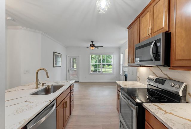 197 Golfview Lane, Summerville, SC 29485
