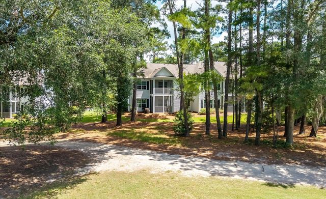 197 Golfview Lane, Summerville, SC 29485