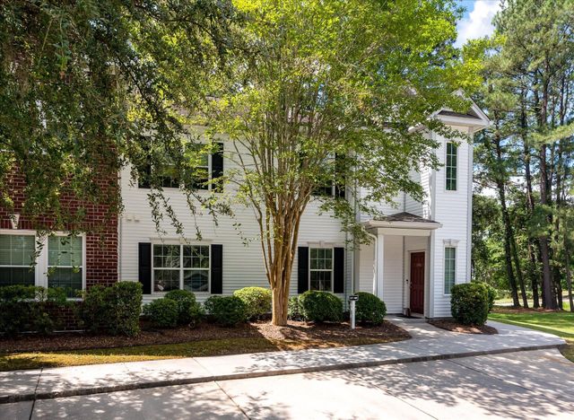197 Golfview Lane, Summerville, SC 29485