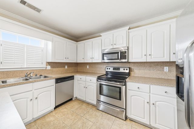 7 Moonlight Cove, Ward, AR 72176