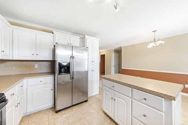 7 Moonlight Cove, Ward, AR 72176