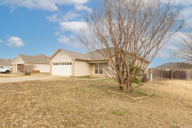 7 Moonlight Cove, Ward, AR 72176