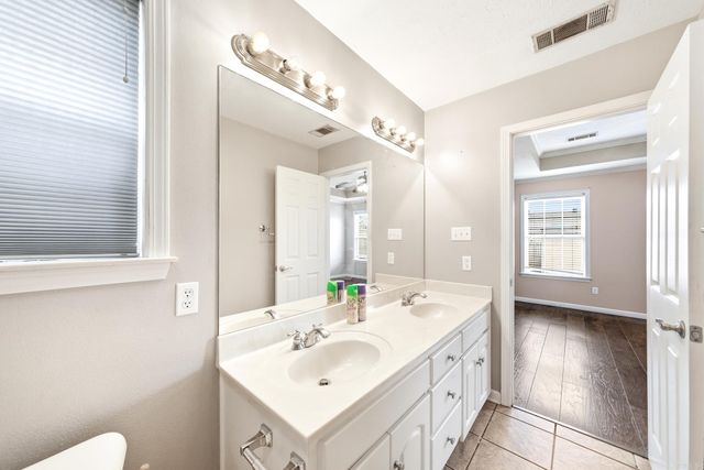 7 Moonlight Cove, Ward, AR 72176