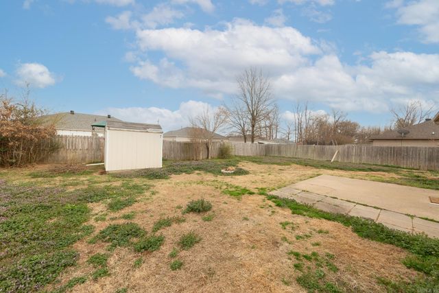 7 Moonlight Cove, Ward, AR 72176