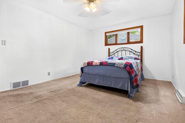 1512 N REXFORD STREET, Appleton, WI 54914