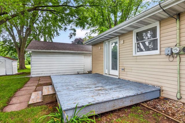 1512 N REXFORD STREET, Appleton, WI 54914