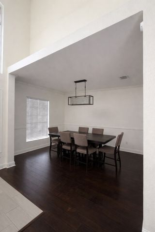 7704 Danuers Lane, Arlington, TX 76002