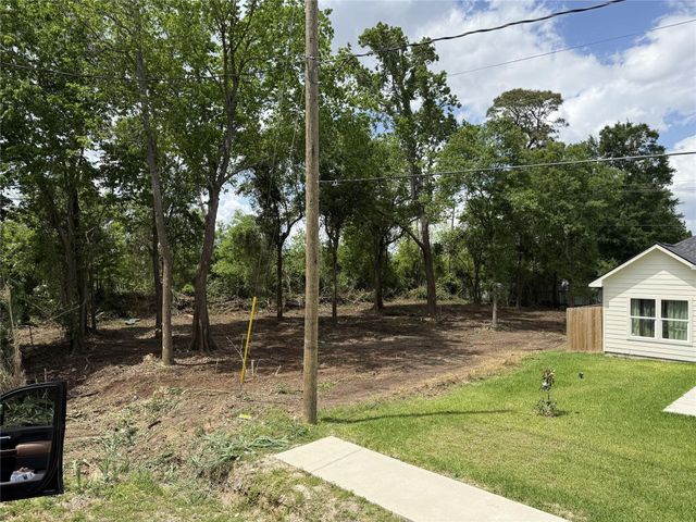 8003 Bigwood Street, Houston, TX 77078