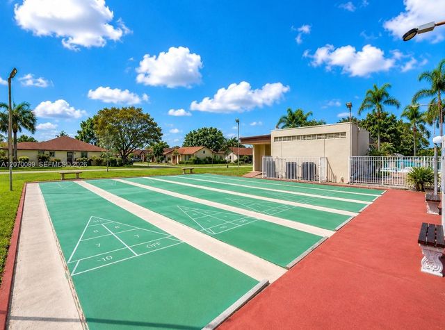 1534 SW 22nd Way, Deerfield Beach, FL 33442