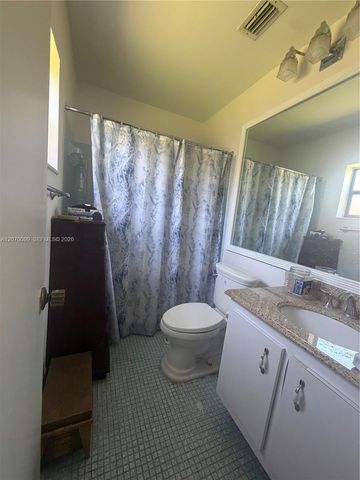 1534 SW 22nd Way, Deerfield Beach, FL 33442