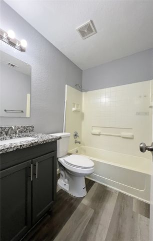 1008 S Retta Street, Fort Worth, TX 76111