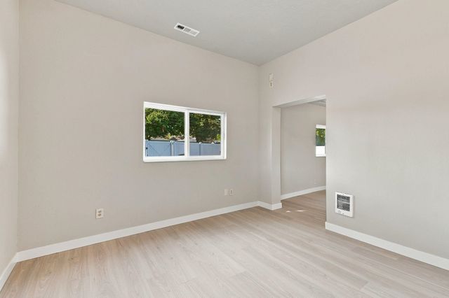118 W Miller St, Medical Lake, WA 99022