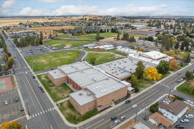 118 W Miller St, Medical Lake, WA 99022