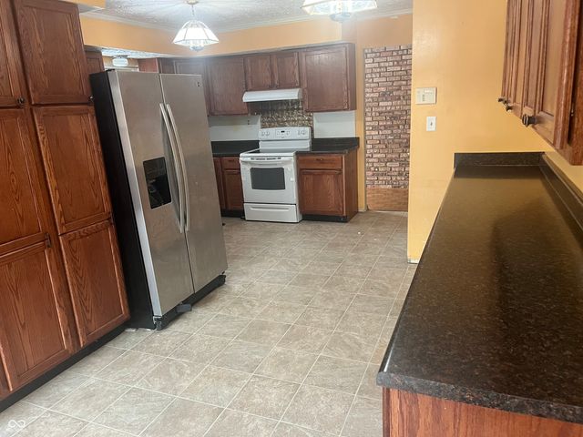 9541 Gemini Drive, Indianapolis, IN 46229