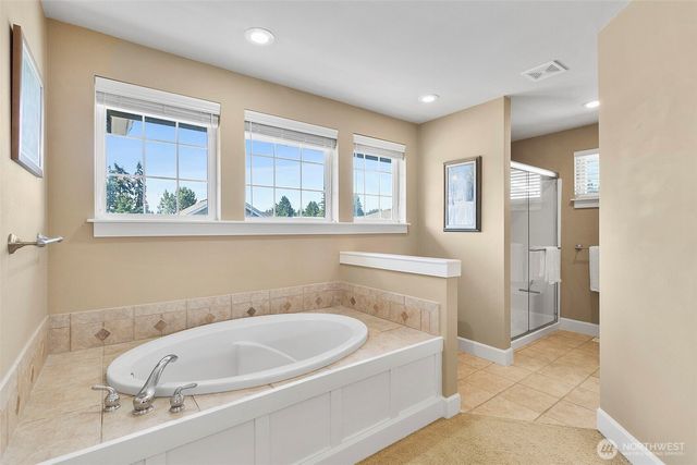 6301 122nd St Ct E, Puyallup, WA 98373