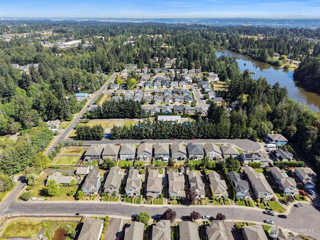 6301 122nd St Ct E, Puyallup, WA 98373